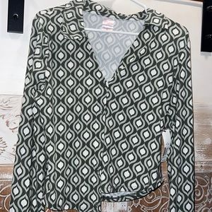 Long sleeve tight button up